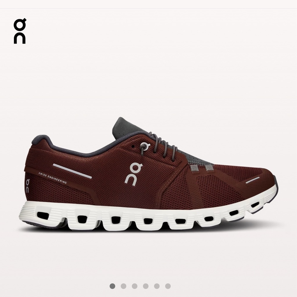New mens on cloud running shoes. Bought a month ago and got a size too big!